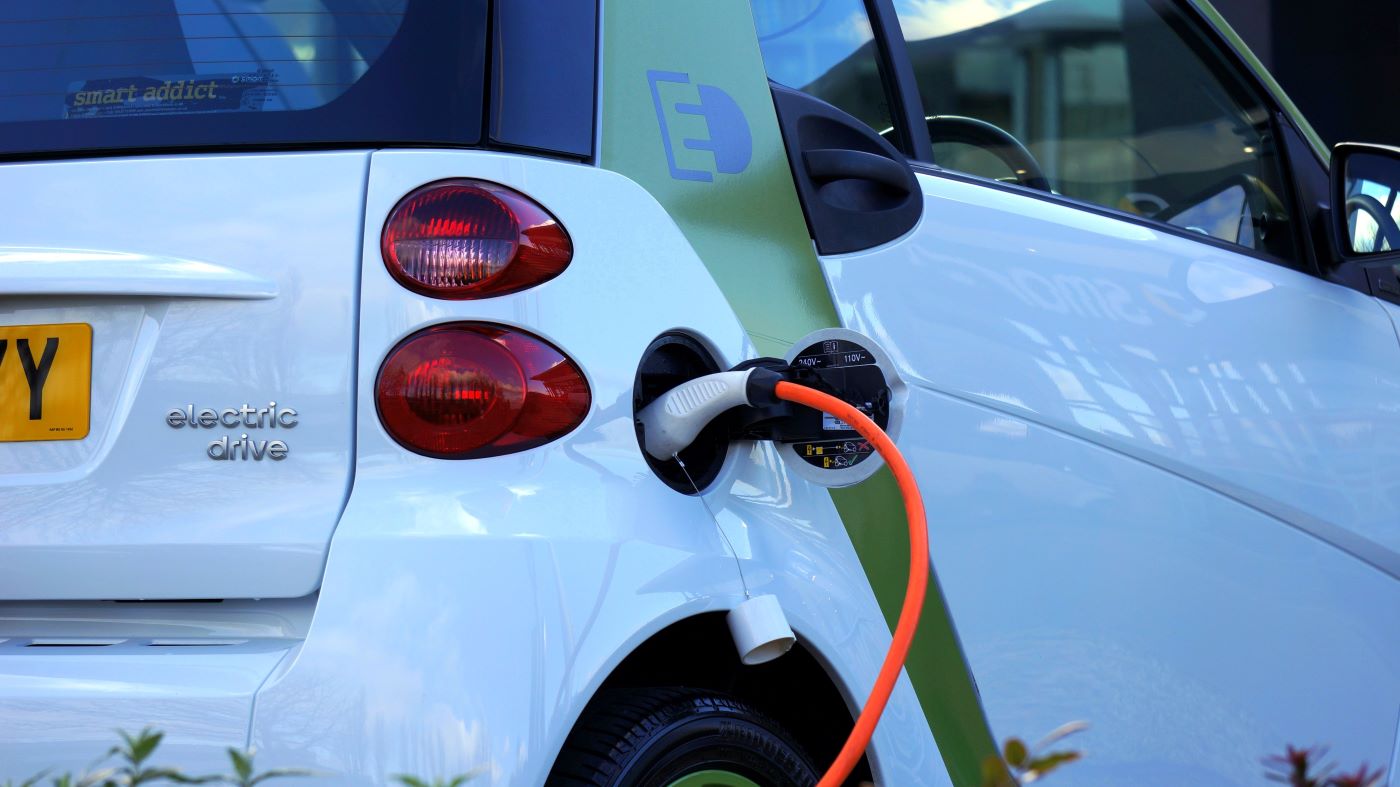 Electric cars and the future and their charging